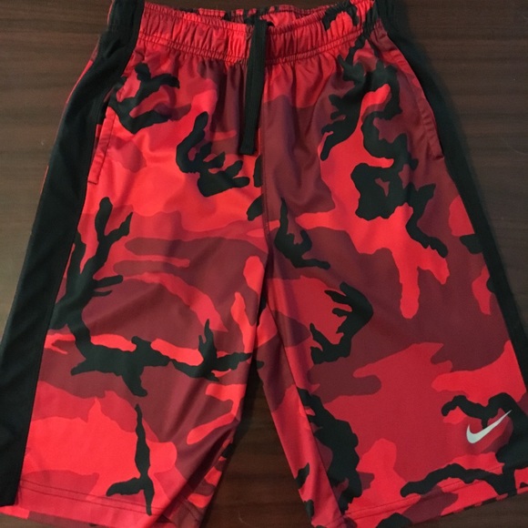 red camo nike shorts